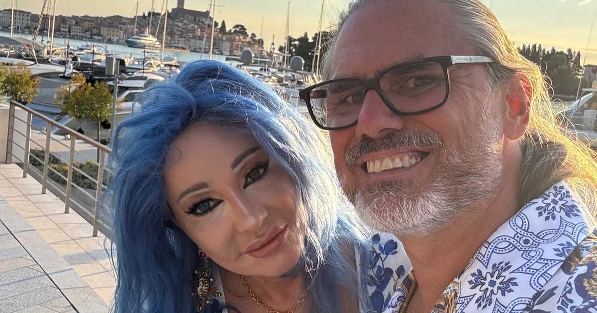 Michaela und Silvio Hoppe in einem gemeinsamen Reise-Moment